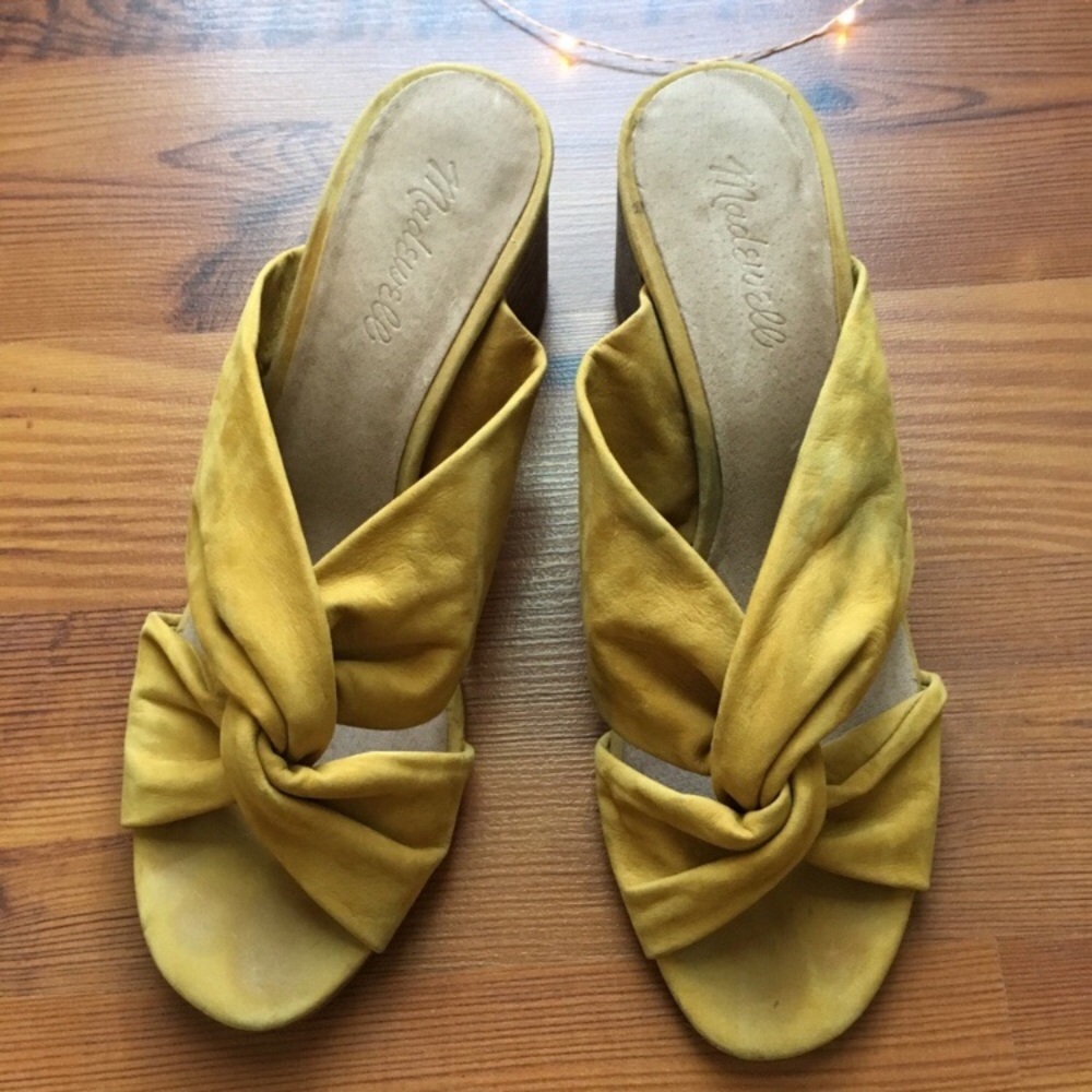 Madewell Mustard Yellow Knotted Suede Block Heel Sandals - Picture 3 of 8